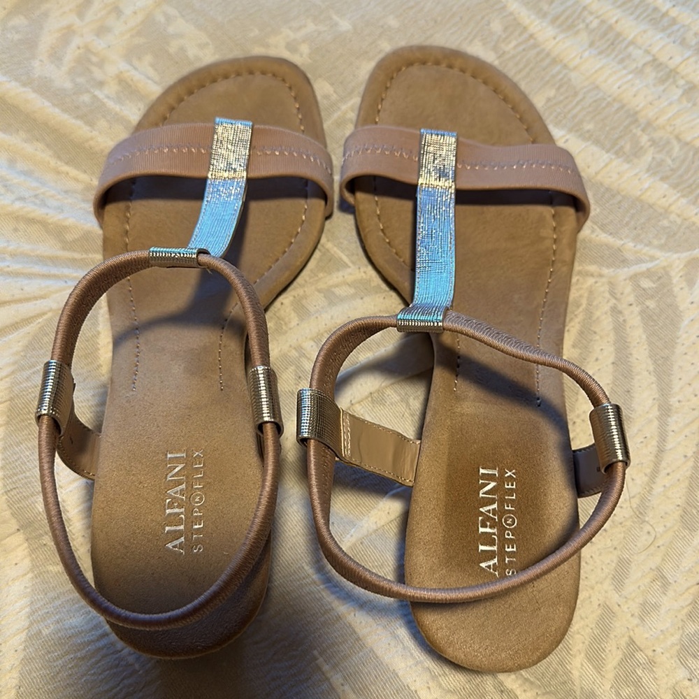 Alfani Sandal with small heel, size 9